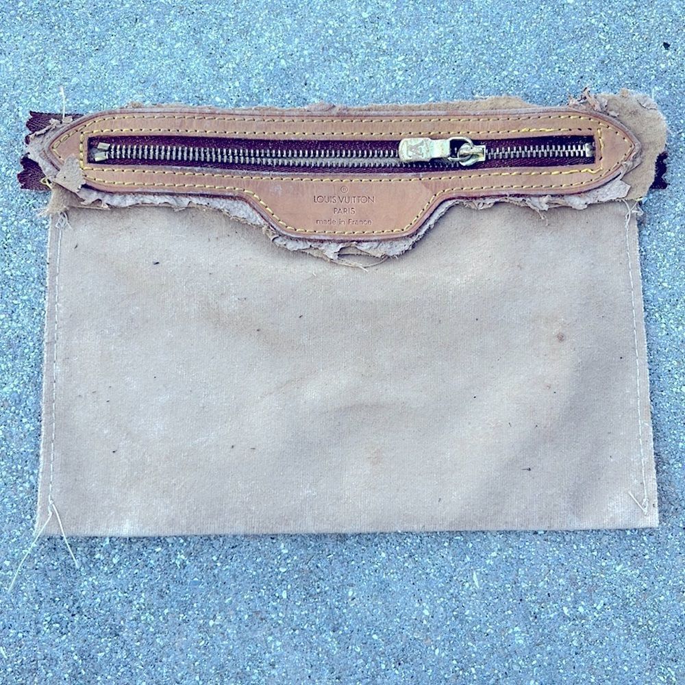 Louis Vuitton Interior Pocket Zipper with Pull Pocket P3